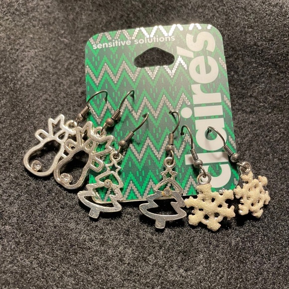 Holiday Earring Set - Picture 2 of 7